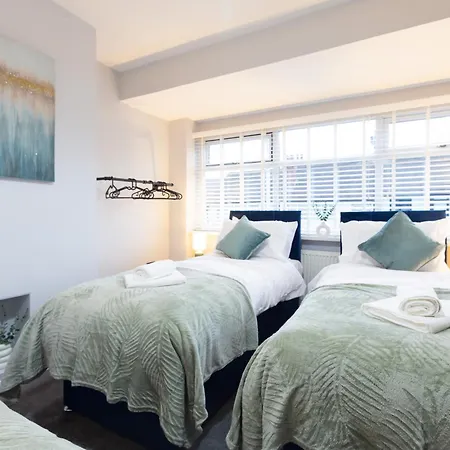 דירה 4br Spacious Sleeps 10 30-off For Tradespeople *