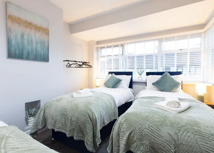 דירה 4br Spacious Sleeps 10 30-off For Tradespeople *