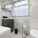 4br Spacious Sleeps 10 30-off For Tradespeople Apartment *
