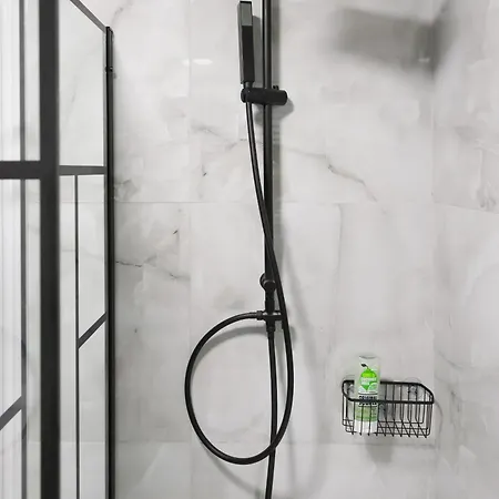 Spacious 4br Sleeps 10 30off For Contractors * לידס