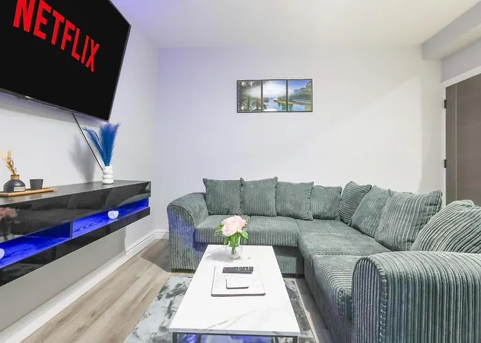 4br Spacious Sleeps 10 30-off For Tradespeople Διαμέρισμα