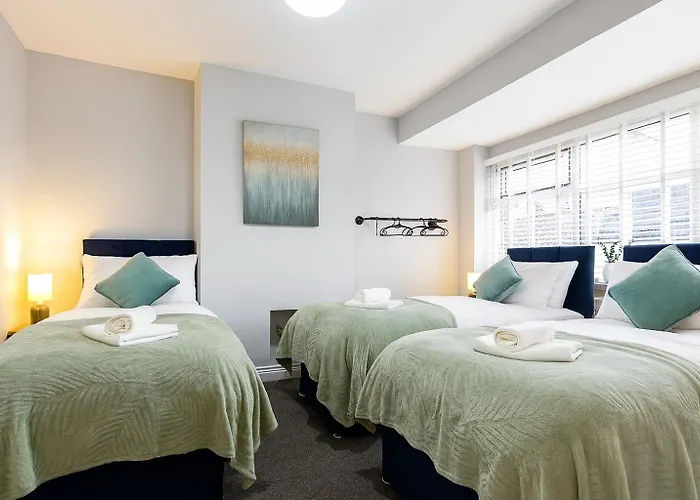 4br Spacious Sleeps 10 30-off For Tradespeople Διαμέρισμα